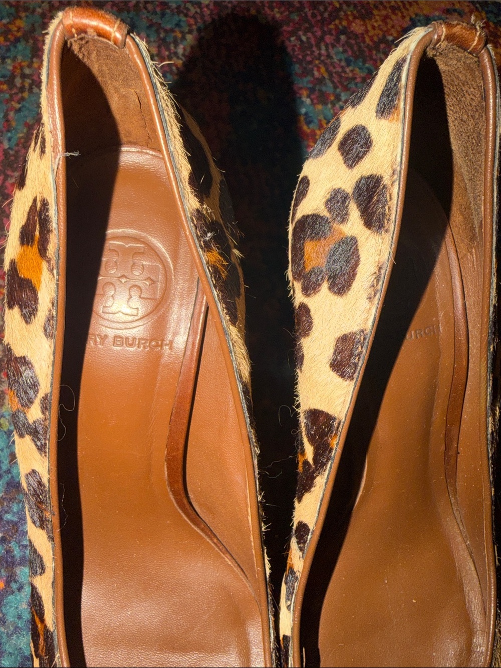 Tory Burch Leopard Print Pointed Toe Heels with Gold Accent - Picture 4 of 7
